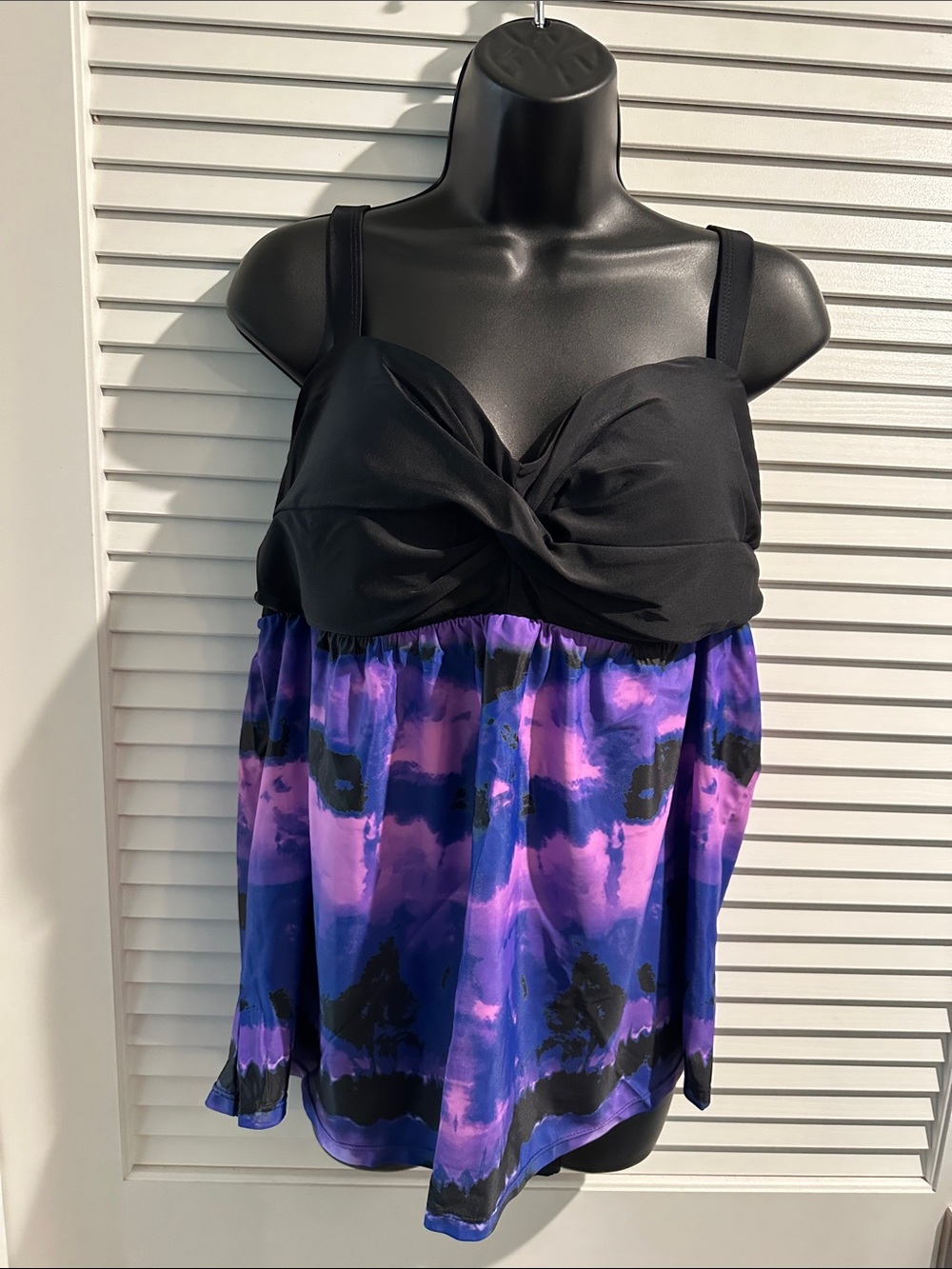NWT Simply Fit Two Piece Tankini w/Waist Minimizer, Tummy Control & Bust Support